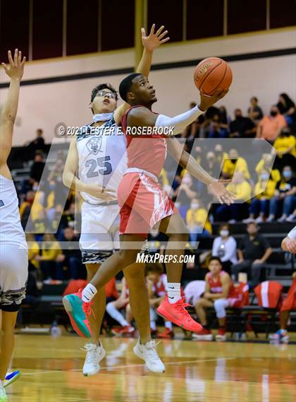 Thumbnail 3 in Lytle vs. Columbus (UIL 3A Bi-District Playoffs) photogallery.
