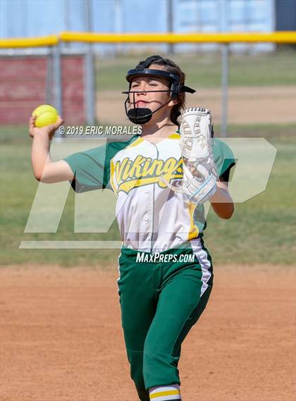 Thumbnail 2 in Sweetwater vs Holtville (CIF D4 Play-in Game) photogallery.