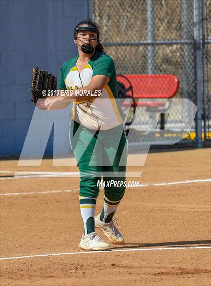 Thumbnail 3 in Sweetwater vs Holtville (CIF D4 Play-in Game) photogallery.