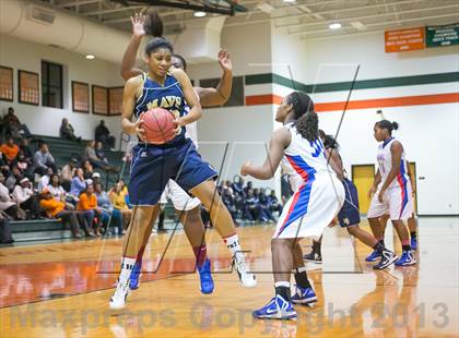 Thumbnail 1 in North Mecklenburg vs Mallard Creek (ELHS Winter Jam) photogallery.