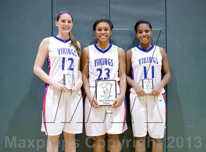 Thumbnail 1 in North Mecklenburg vs Mallard Creek (ELHS Winter Jam) photogallery.