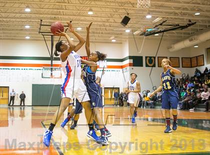 Thumbnail 2 in North Mecklenburg vs Mallard Creek (ELHS Winter Jam) photogallery.