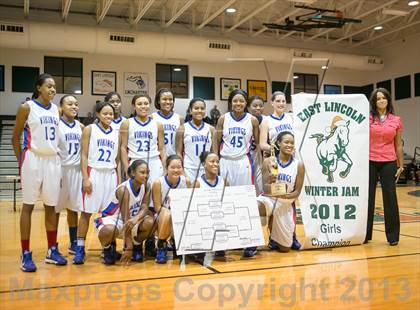 Thumbnail 3 in North Mecklenburg vs Mallard Creek (ELHS Winter Jam) photogallery.