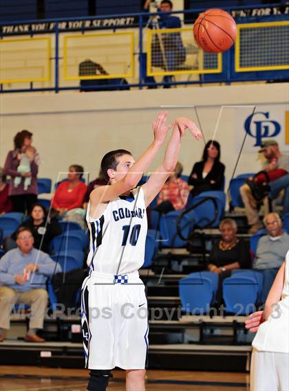Thumbnail 1 in Carter vs. Letcher County Central (Smoky Mountain Classic) photogallery.