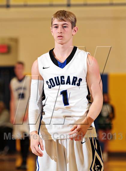 Thumbnail 1 in Carter vs. Letcher County Central (Smoky Mountain Classic) photogallery.