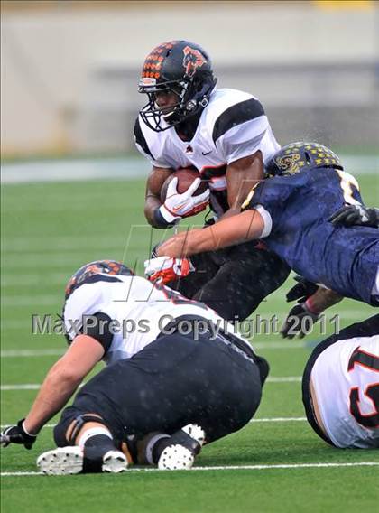 Thumbnail 1 in Aledo vs. Stephenville (4A Division 2 Quarterfinal) photogallery.