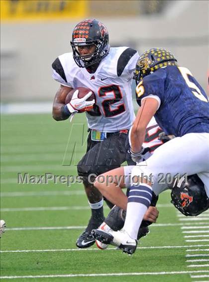 Thumbnail 3 in Aledo vs. Stephenville (4A Division 2 Quarterfinal) photogallery.