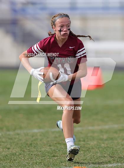 Thumbnail 1 in The Classical Academy vs. Ellicott (CHSAA 4A Second Round) photogallery.