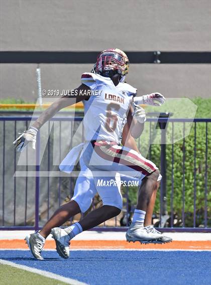 Thumbnail 1 in Desert Pines vs Alta (Polynesian Classic) photogallery.