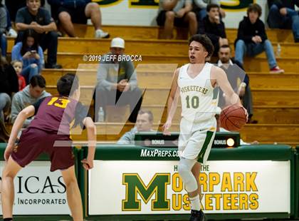 Thumbnail 2 in Simi Valley @ Moorpark photogallery.