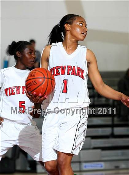 Thumbnail 3 in St. Bernard @ View Park (CIF State D5 SoCal Playoffs) photogallery.