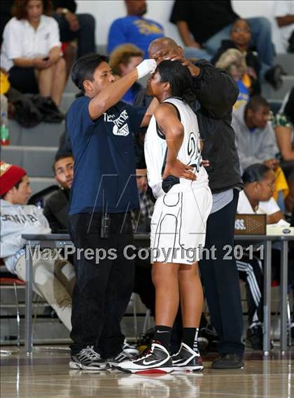 Thumbnail 2 in St. Bernard @ View Park (CIF State D5 SoCal Playoffs) photogallery.