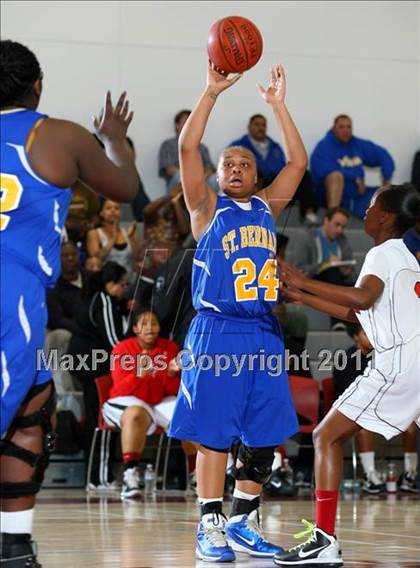 Thumbnail 2 in St. Bernard @ View Park (CIF State D5 SoCal Playoffs) photogallery.