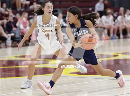 Thumbnail 3 in Akins @ Dripping Springs photogallery.