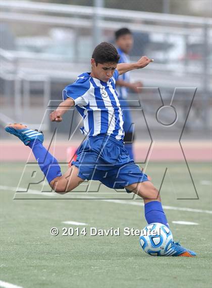 Thumbnail 2 in Highlands vs. Capital Christian (CIF SJS D5 Final) photogallery.