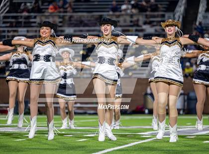 Thumbnail 3 in Foster @ Seven Lakes photogallery.