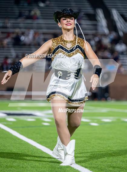 Thumbnail 3 in Foster @ Seven Lakes photogallery.