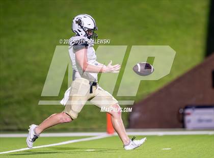 Thumbnail 1 in Foster @ Seven Lakes photogallery.