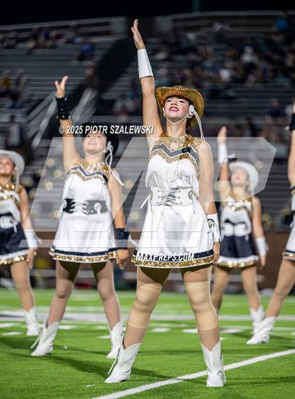 Thumbnail 2 in Foster @ Seven Lakes photogallery.
