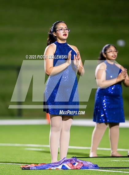 Thumbnail 1 in Foster @ Seven Lakes photogallery.