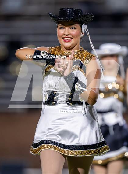 Thumbnail 2 in Foster @ Seven Lakes photogallery.
