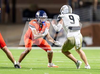 Thumbnail 1 in Foster @ Seven Lakes photogallery.