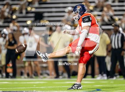 Thumbnail 2 in Foster @ Seven Lakes photogallery.