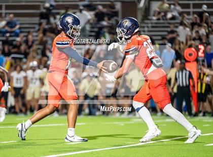 Thumbnail 2 in Foster @ Seven Lakes photogallery.