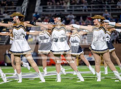 Thumbnail 3 in Foster @ Seven Lakes photogallery.