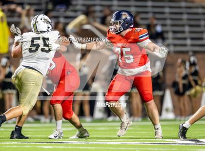 Thumbnail 3 in Foster @ Seven Lakes photogallery.