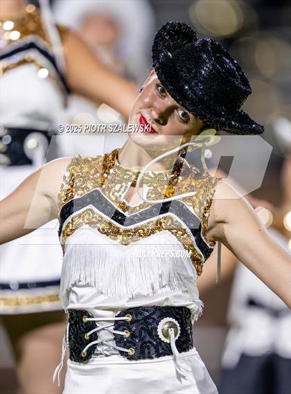 Thumbnail 3 in Foster @ Seven Lakes photogallery.