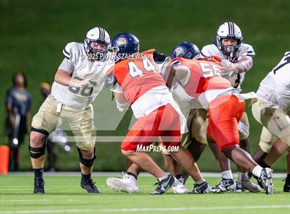 Thumbnail 3 in Foster @ Seven Lakes photogallery.