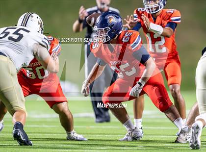 Thumbnail 1 in Foster @ Seven Lakes photogallery.