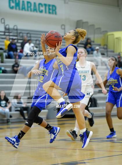 Thumbnail 2 in Oscar Smith @ Hickory photogallery.