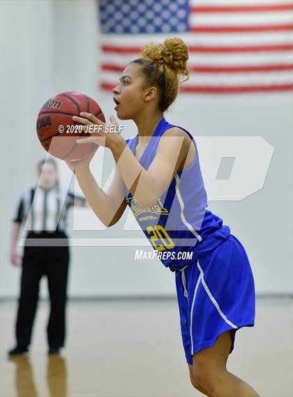 Thumbnail 3 in Oscar Smith @ Hickory photogallery.