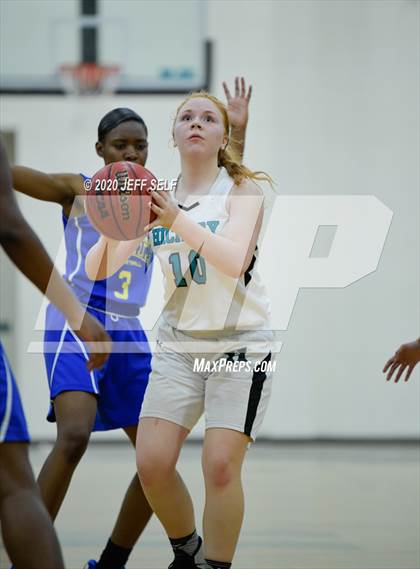 Thumbnail 2 in Oscar Smith @ Hickory photogallery.