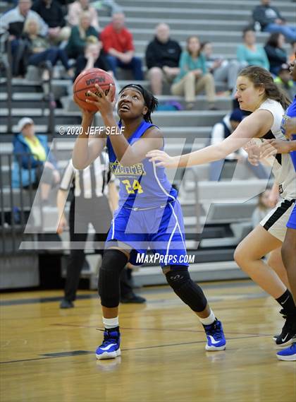 Thumbnail 2 in Oscar Smith @ Hickory photogallery.