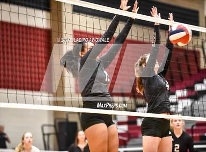 Thumbnail 1 in Longview @ Rockwall Heath photogallery.
