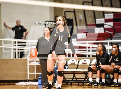 Thumbnail 1 in Longview @ Rockwall Heath photogallery.