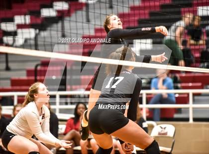 Thumbnail 3 in Longview @ Rockwall Heath photogallery.