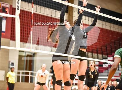 Thumbnail 1 in Longview @ Rockwall Heath photogallery.