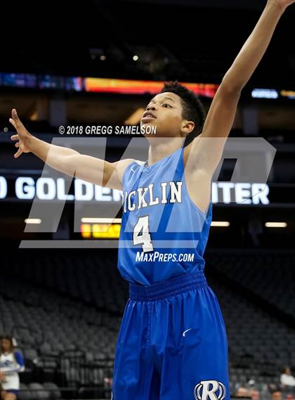 Thumbnail 3 in Del Campo vs Rocklin (@ Golden 1 Center) photogallery.
