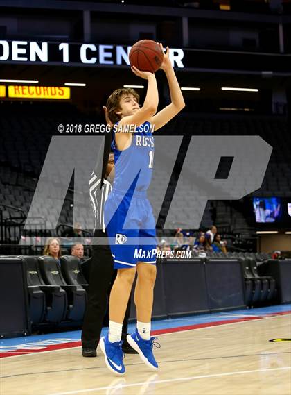 Thumbnail 2 in Del Campo vs Rocklin (@ Golden 1 Center) photogallery.