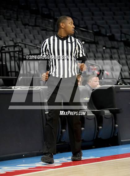 Thumbnail 2 in Del Campo vs Rocklin (@ Golden 1 Center) photogallery.