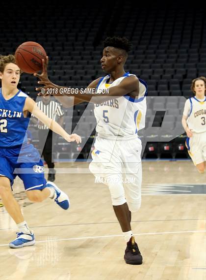 Thumbnail 3 in Del Campo vs Rocklin (@ Golden 1 Center) photogallery.
