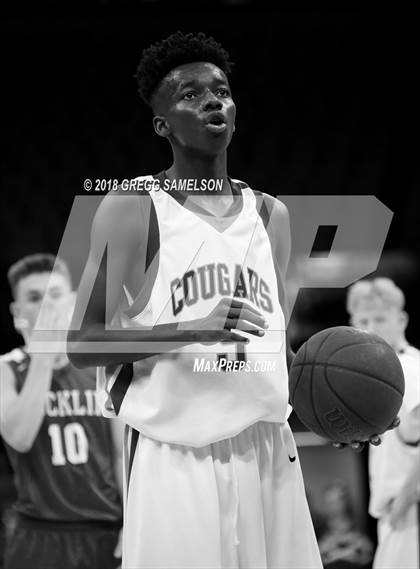 Thumbnail 1 in Del Campo vs Rocklin (@ Golden 1 Center) photogallery.