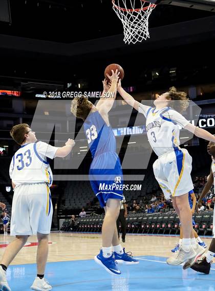 Thumbnail 1 in Del Campo vs Rocklin (@ Golden 1 Center) photogallery.