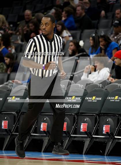 Thumbnail 2 in Del Campo vs Rocklin (@ Golden 1 Center) photogallery.