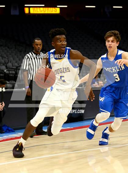 Thumbnail 1 in Del Campo vs Rocklin (@ Golden 1 Center) photogallery.