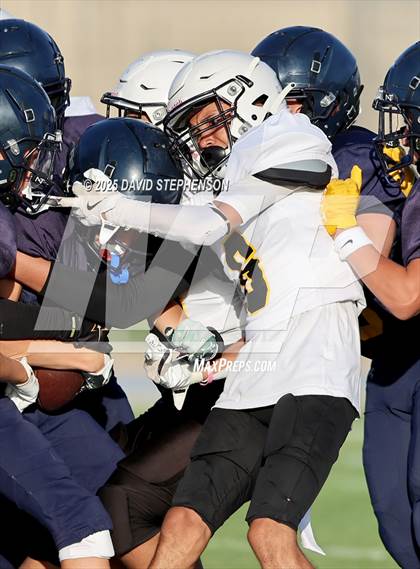 Thumbnail 3 in Golden West @ Arroyo Grande photogallery.